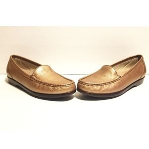 NWOT! SAS Tripad Comfort loafers